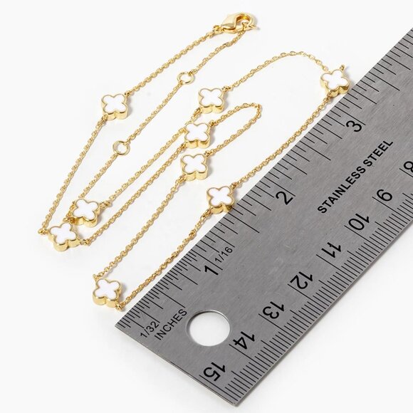 18K Gold Dipped Quatrefoil Station Necklace - NEW - Picture 3 of 3